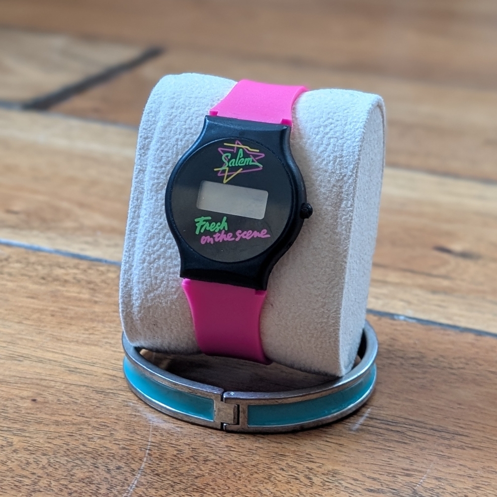 Salem Cigarettes Vintage Digital Watch (OS)